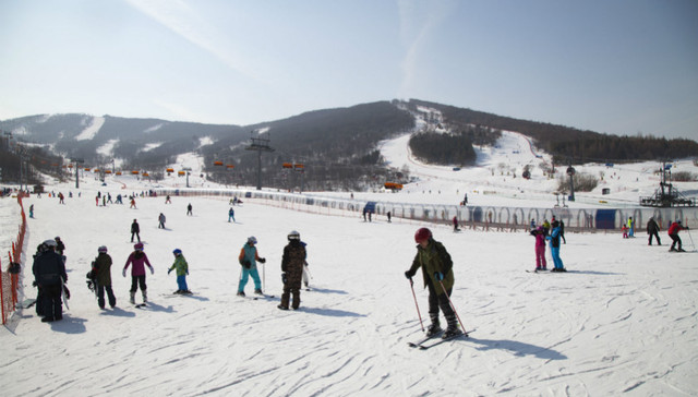 从培训项目“爱上雪”入手 阿里体育牵手国际雪联布局冰雪