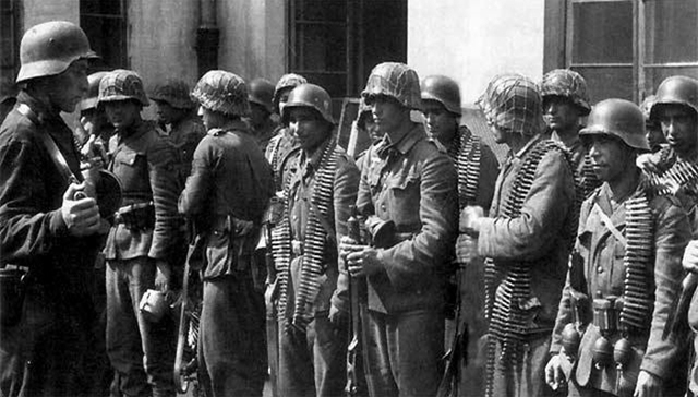 第二次世界大战；欧洲战场；德军；投降