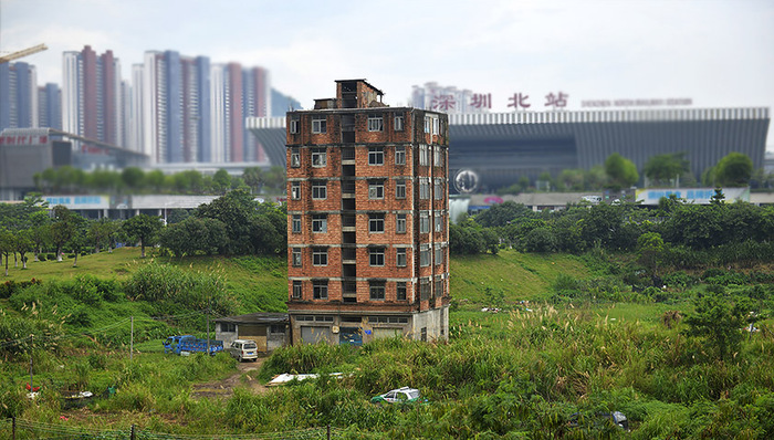 杨美兰,深圳北站,地区轨道交通,胜者,违法建筑,中国新闻周刊,深圳的发展,街道办,业主,最牛