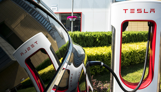 言论|丰田撤股 特斯拉被逼上“梁山”？