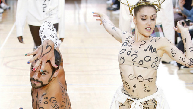 今天我们不想聊衣服，来讲讲伦敦男装周这两年的变化吧