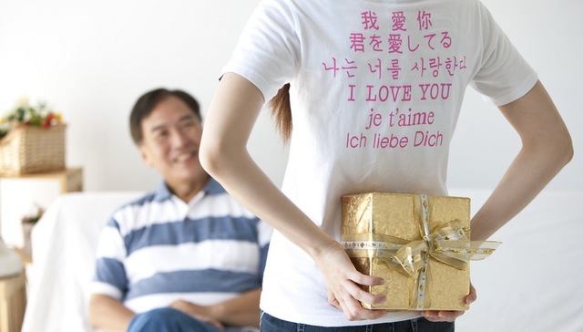 过节也有性别差异？为什么父亲节花钱比母亲节少