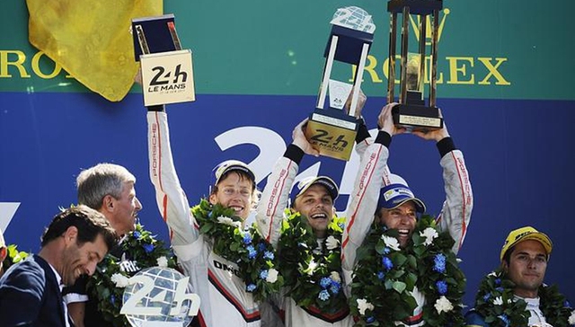 【新浪赛车】2017年勒芒24小时赛落幕 董荷斌、程飞率中国车队夺亚军