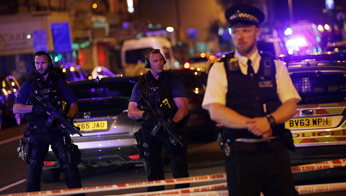 交通事故,天下故事,伦敦