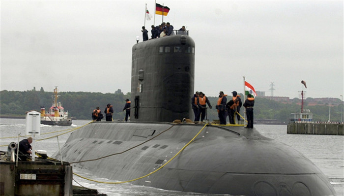 恐怖袭击,万国兵器