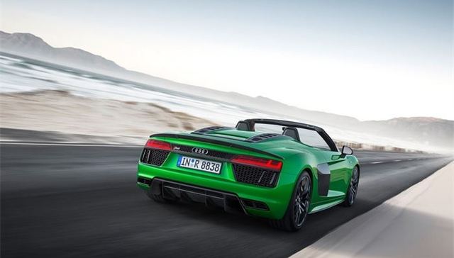 王思聪见了都要叫爸爸的人，私人座驾更奢华！