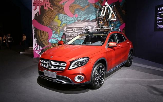 为了在宝马X1和奥迪Q3前继续领先 奔驰GLA用最快的速度改款了