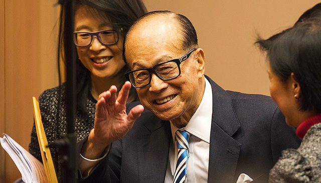 李嘉诚,退休计划,知情人士,李泽钜,外媒,和记,领导集团,团队,发言人,访问