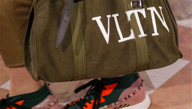 启用新Logo的Valentino男装也要变得更运动潮流化了