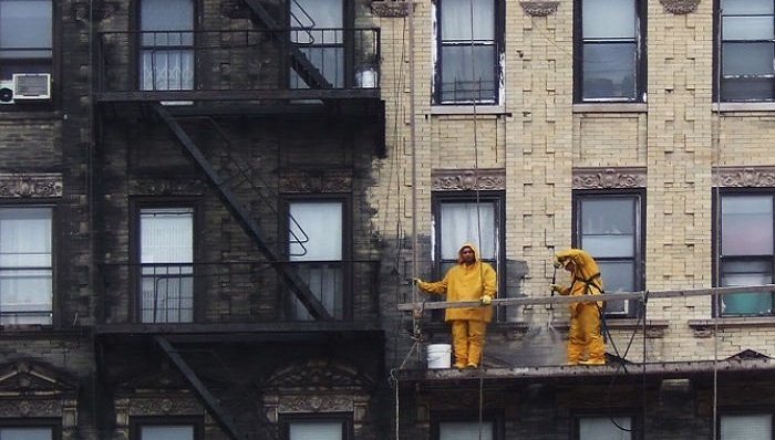 时光流逝；照片