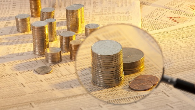 风险防控,审计署审计长,放贷,部分银行,企业业绩,企业投资,僵尸,贷款分类,工作报告,住房