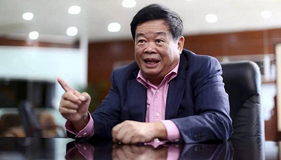 曹德旺回应在美遭抵制：还有5亿美元将再投一家厂