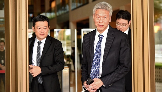 李显龙弟弟携妻赴港 曾自言担心遭“对付”