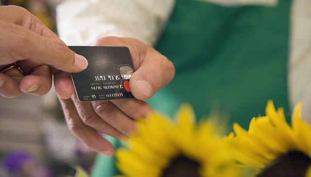 征信机构,信联,鑫金,个人信息,社会公平,个人信用,画像,故乡,尿布,牌照