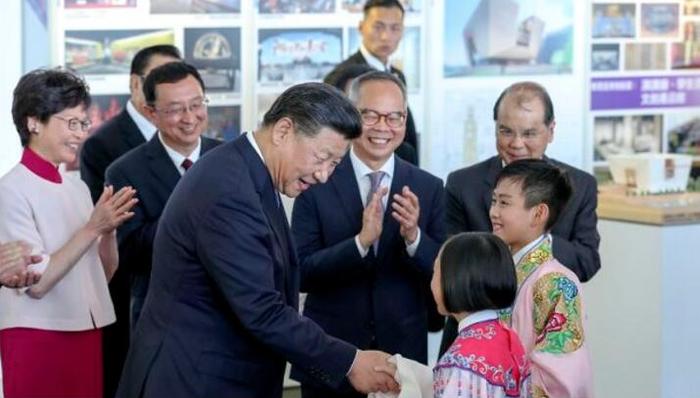 习近平,一国两制,香港国际机场,香港机场,香港特别行政区基本法,香港同胞,东方传奇,港人治港,香港回