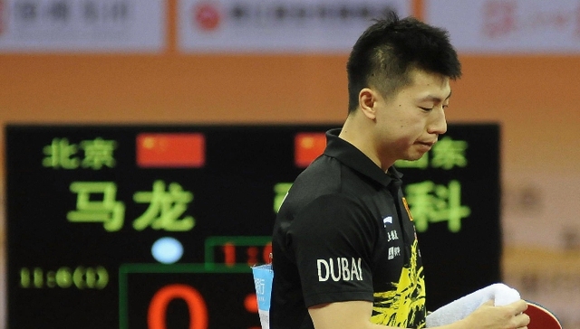 马龙浪费三赛点不敌樊振东 男队四人将“绝杀”第一张世乒赛门票
