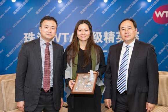 首届WTA珠海精英赛落幕 为何这项新赛事能受到李娜“热捧”？