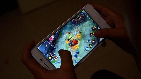 人民网评：《王者荣耀》，是娱乐大众还是“陷害”人生