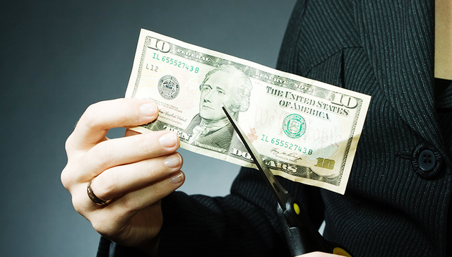 迪安诊断实控人减持套现2.6亿元 这让刚发布的员工持股计划有点尴尬