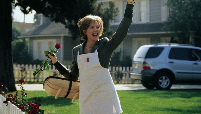 【文娱早报】美国女演员安妮特·贝宁出任74届威尼斯电影节评委会主席 BBC承诺增投3400万英镑制作少儿节目