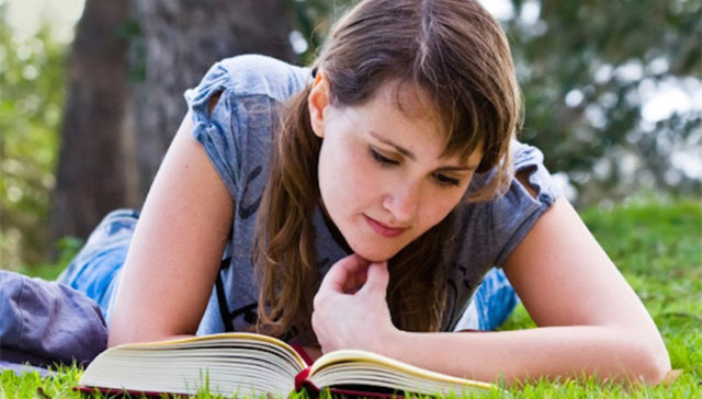 亚马逊2017新书榜：这10本书拯救书荒的你