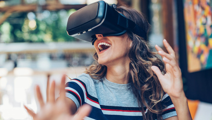 不断招贤纳士的数字王国 试图依靠VR开拓未来的疆土