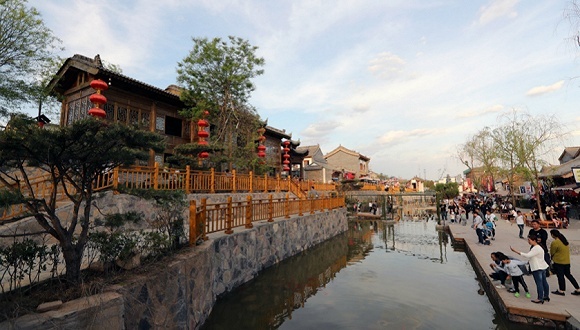 大探险还是走捷径？ 上市房企的特色小镇图谋