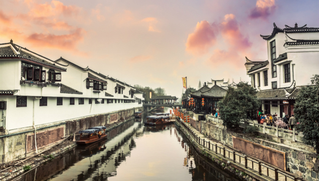 产城人文四融合 特色小镇应该这么建