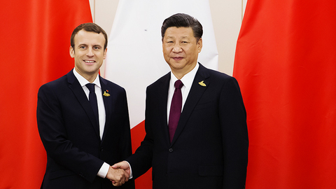 习近平会见法国总统马克龙：继续从战略高度和长远角度看待两国关系，推动中法关系更好发展