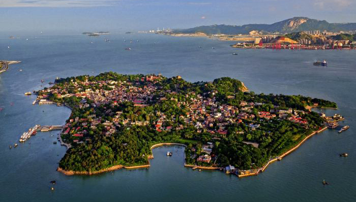 鼓浪屿,黄氏宗族,世界遗产大会,世界文化遗产,小岛,菽庄花园,大夫第,日光岩,不同片区,遗存