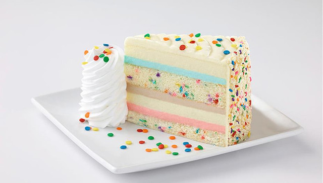 为庆祝国家芝士蛋糕日 芝士蛋糕工厂推出新口味“Funfetti蛋糕”