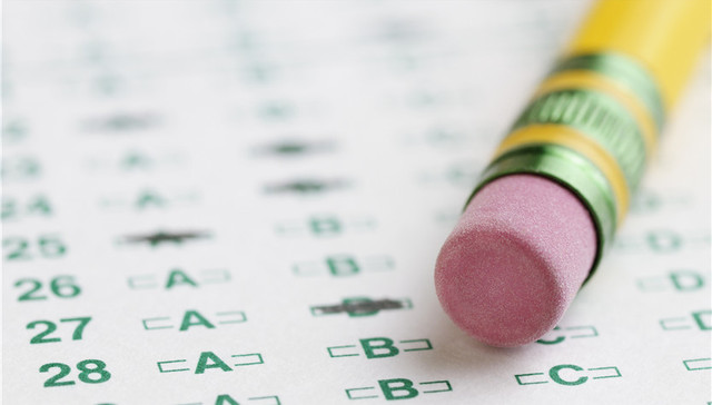 地方新闻精选丨老师擅自修改志愿致700分考生仅能上职高 教育局:严肃处理