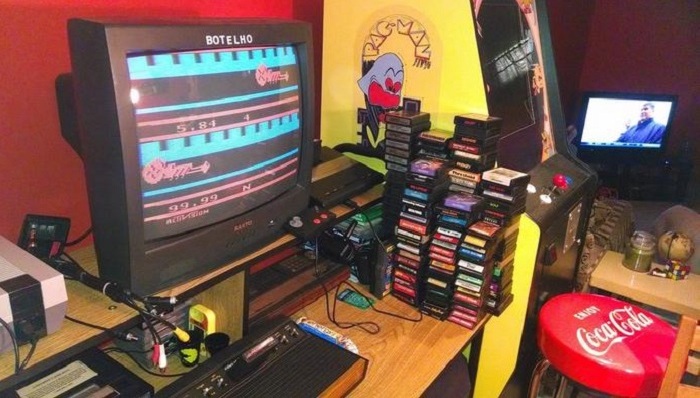 游戏发售,改装赛车,游戏之王,得分纪录,1983年,1980年,游戏分数,游戏高手,玩家,未解之谜