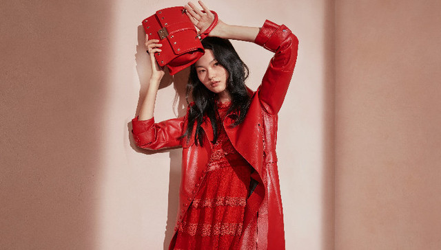 【是日美好事物】Double Love释出2017秋冬新品型录 克罗心的最新唇形墨镜系列