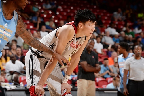 【体育晚报】夏季联赛火箭无缘16强 ESPY颁奖礼威少、拜尔斯分获最佳