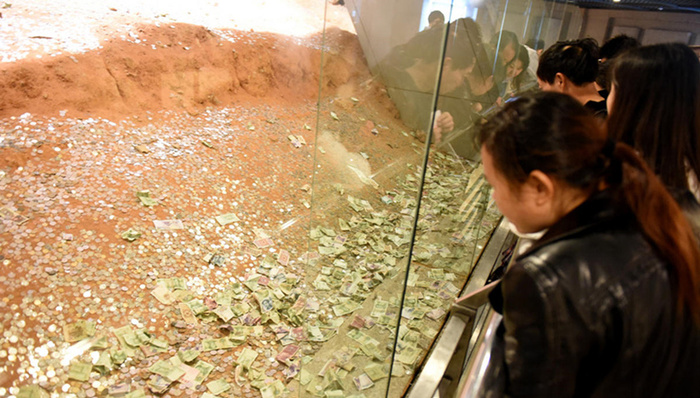 江西省防总,鄱阳湖,堤防工程,溃决风险,折纸,哈工大,考生,摔坏,手镯,女游客,雷峰塔