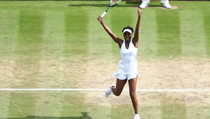 刚刚第九次杀入温网决赛的大威 赛场之外可是一位服装设计才女