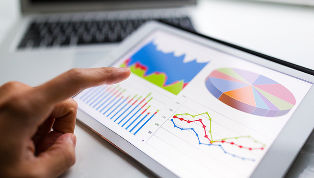 青龙管业两次业绩预测相差100倍 股价大涨时高管曾减持