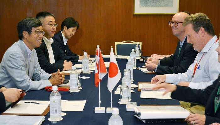 日本,经济世界观