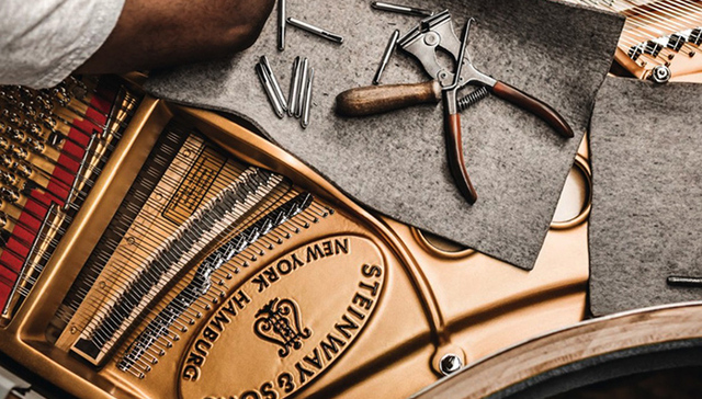 无名小子在厨房里创业做的钢琴 后来成了钢琴代名词