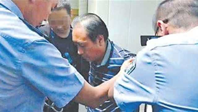 “白银案”今日开庭审理 受害人家属到场出席旁听