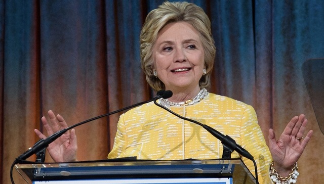 支持率惨不忍睹比特朗普还差 希拉里最近都干了些啥？