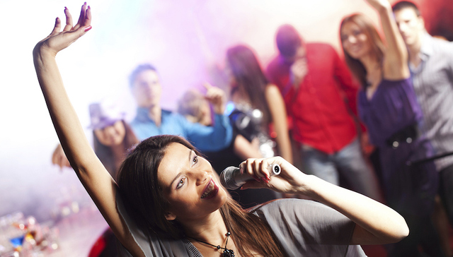 雷石,投币器,鬼畜,MLS,点位,曲库,朗读者,雷军,大股东,M-Bar