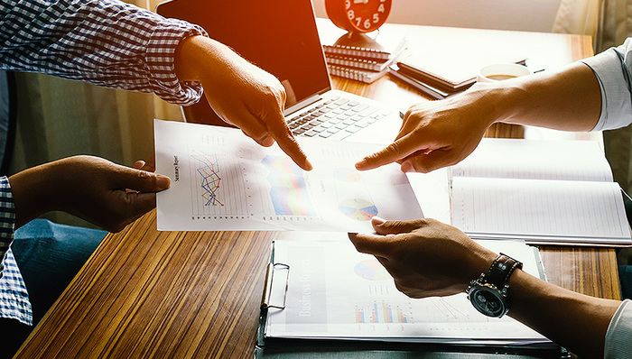 春晖智控连改多份IPO材料 大客户名称数据现冲突 同一供应商采购金额最高相差285万