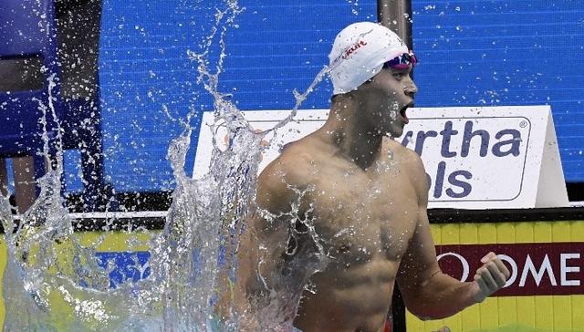 实力回击霍顿 孙杨强势加冕世锦赛400米自由泳三连冠