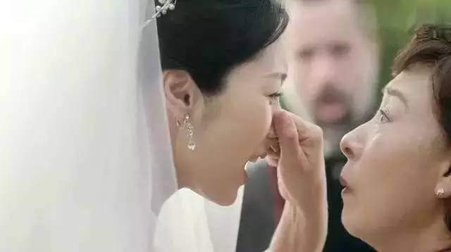 女性,,保姆,,照料经济