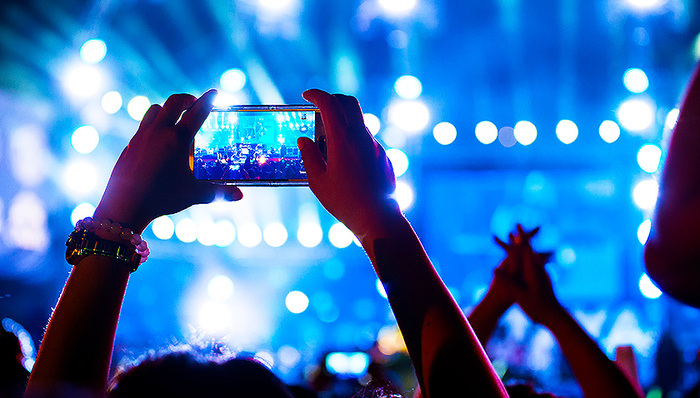 被抖音截掉的未来：焦虑的快手 还能找回那份初心吗？