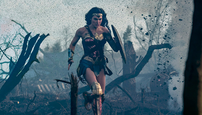 《神奇女侠》正式问鼎今夏美国票房冠军