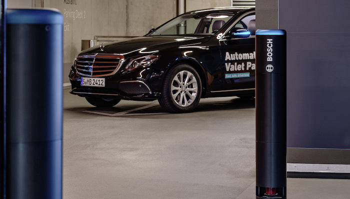 博世和戴姆勒合作推出真实场景下无人泊车技术