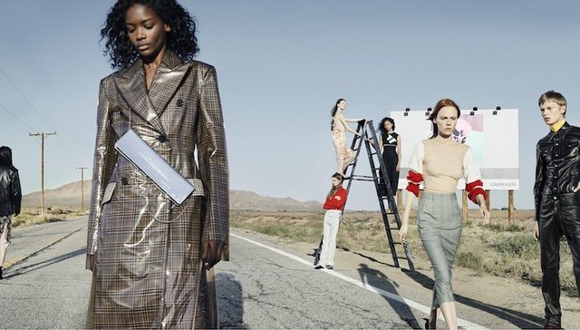 除了新LOGO和新模特 Calvin Klein现在还为成衣线改了名字